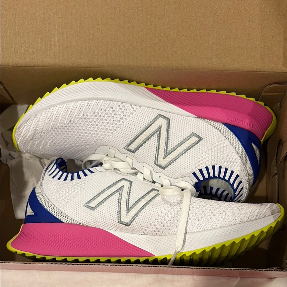New Balance White and Pink Sneakers with Mesh Upper